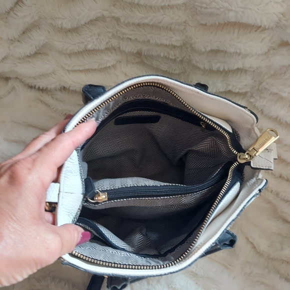 Steve Madden Shoulder Bag - Picture 5 of 6